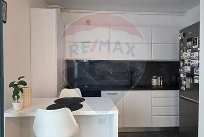 Apartament de inchiriat in Columna Residence- 2 camere semidecomandate - 5