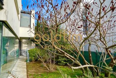 Casă individuală cu 6 camere cu Canalizare în Băneasa - 90