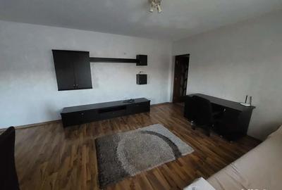 Inchiriez apartament 3 camere - 5