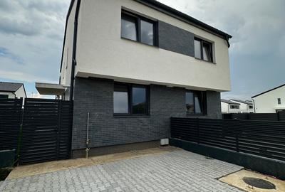 Apartament 3 Camere, cu scară interioară și grădină, tip duplex - 1