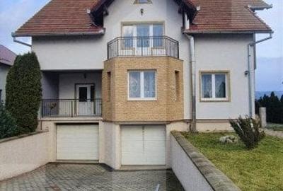 Casa individuala 277 mp, 3 dormitoare, teren 2500 mp, Campia Turzii