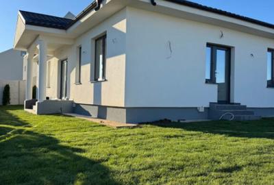 Casa parter, 111 mp utili, 400 mp teren, zona Metro - 1