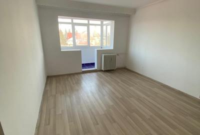 OFERTA 3 camere semidecomandate renovat, izolat in zona Centrala - 4