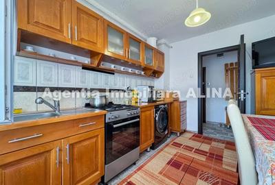 Apartament cu 2 camere decomandat în Decebal - 3