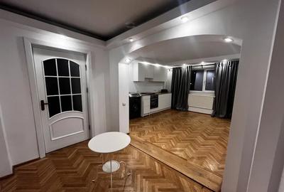 Apartament cu 3 camere decomandat în Trivale - 3