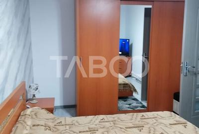 Apartament cu 2 camere semidecomandat, mobilat în Central - 1