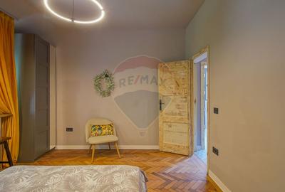 CORP DE CASA NOU RENOVAT COMPLET | STRADA LUNGA 57 | CENTRUL ISTORIC - 2
