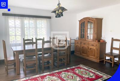 Casă individuală cu 7 camere cu Teren 700 Mp în Central - 8