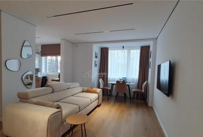 Apartament - 3 camere - 62 mp - Centru - 1