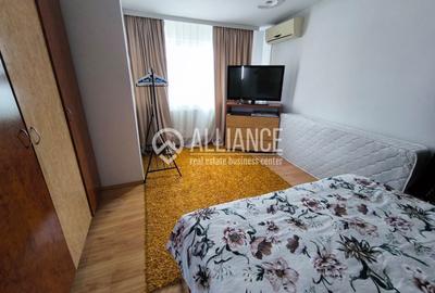 Casă cu 10 camere cu Canalizare în CET - 15