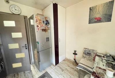 Apartament cu 3 camere semidecomandat în Podu Roș - 6