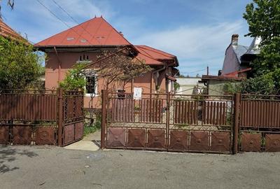 Casă cu 4 camere în Central - 6