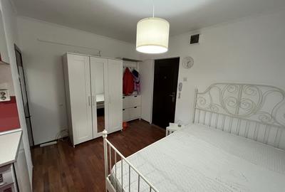 Garsonieră circulară în Titan - 2