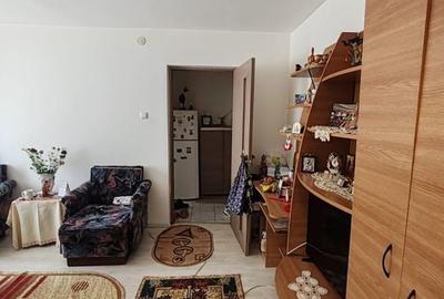Apartament 2 camere de vânzare Sector 4 ! - 9