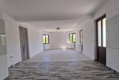 Casa noua la cheie, toate utilita?ile - 13