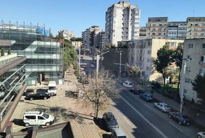 Apartament 3 camere central aproape de UMF-920 Euro, negociabil - 3