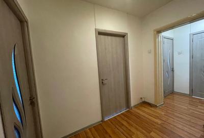 ORASELUL COPIILOR-BRANCOVEANU METROU 3min ORASELUL COPIILOR-BRANCOVEANU METROU 3min - 2