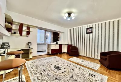 Garsoniera la Etaj Intermediar in Brasov str De Mijloc - 1