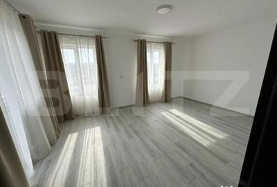 Apartament cu 3 camere semidecomandat în Viișoara - 3