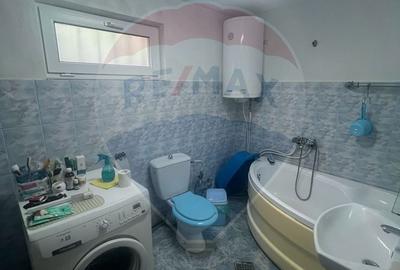 Casă cu 4 camere în Bogza - 4