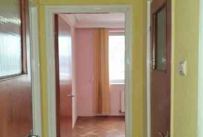 Apartament cu 2 camere decomandat în Cantacuzino - 7