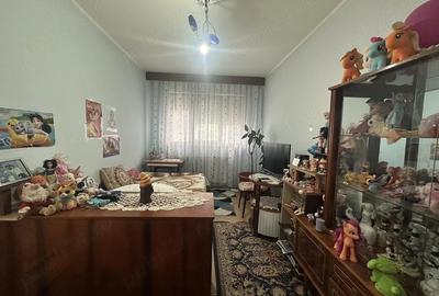 Apartament cu 3 camere semidecomandat în Malu Roșu - 8