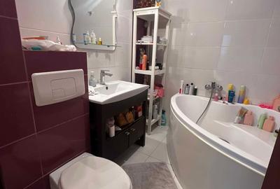 Apartament cu 3 camere decomandat în 1 Mai - 1