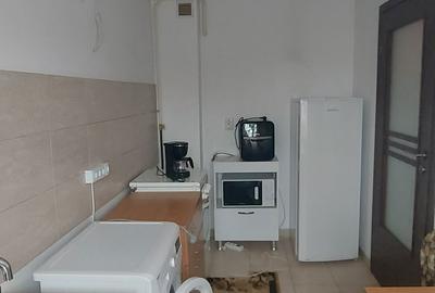 Garsonieră decomandată în Albești - 2