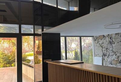 Apartament cu 3 camere în Central - 2