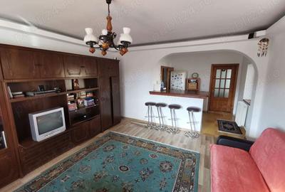 De inchiriat casa 3 camere Radu Negru - 1