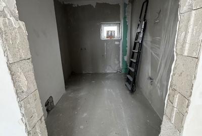 Casă cu 6 camere cu Teren 500 Mp în Clinceni - 3