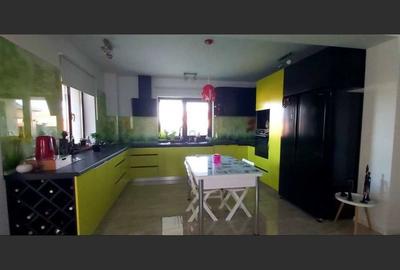 Casă cu 3 camere cu Garaj în Mineri - 6