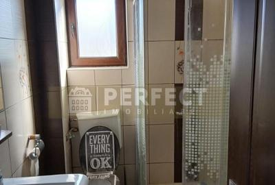 Casă cu 5 camere cu Teren 470 Mp în Blejoi - 2