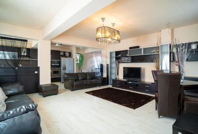 PENTHOUSE ULTRACENTRAL CU PRIVELISTE PANORAMICA - 2