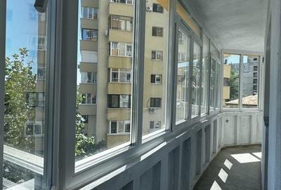 Garsonieră decomandată în Nerva Traian