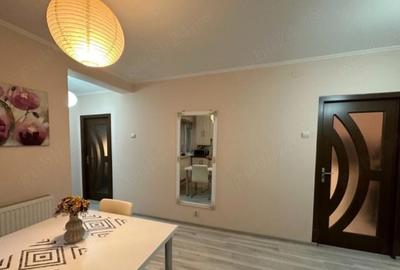 Apartament cu 2 camere decomandat în Cornișa - 1