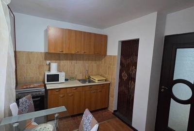 Apartament cu 3 camere în Ostroveni - 9