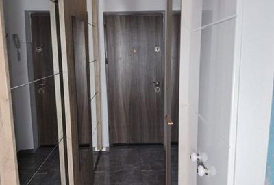 Apartament cu 2 camere semidecomandat, mobilat în P-ța Victoriei - 12