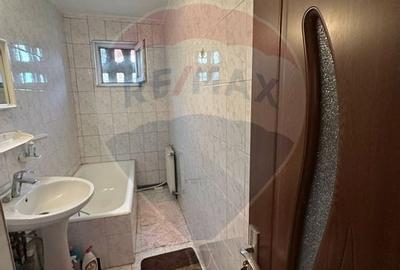 DE INCHIRIAT -apartament cu 2 camere in zona Hotvon - 4