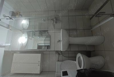 De inchiriat apartament 2 camere Constan?a, zona ?coala 8 - 8