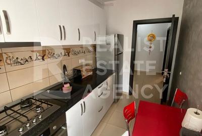Apartament cu 3 camere în Roșu - 13