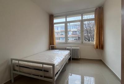 Camera De Camin Etajul 2 - Str. Aleea Constructorilor - zona Tractorul - 3