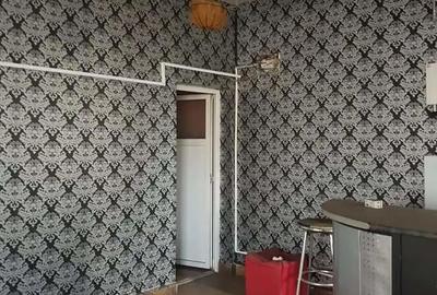 Spațiu comercial, de 160 mp, în Central - 3