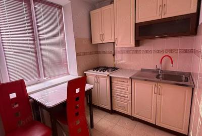 De vanzare garsoniera in zona Stadion - 1