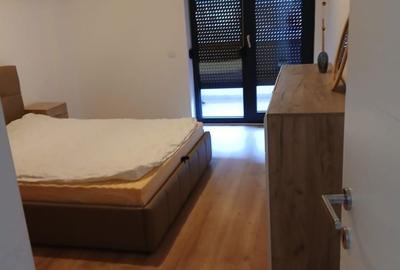 Apartament cu 3 camere decomandat în Central - 1