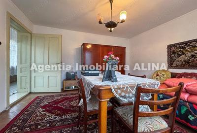 Casă cu 4 camere cu Teren 3851 Mp în Șoimuș - 4