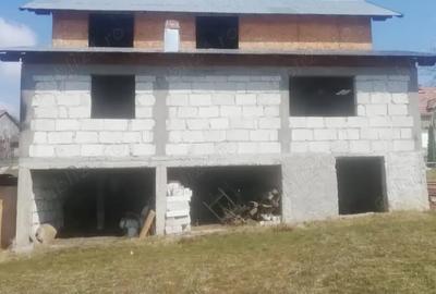 Casa + Teren de vanzare Comarnic 1.200 mp Casa + Teren de vanzare Comarnic 1.200 mp - 6