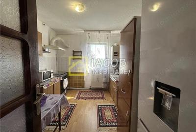 Apartament 3 camere decomandate Str. Metalurgiei, Bacau - 10