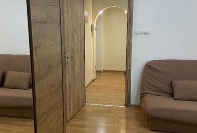 Vand apartament 2 camere - 1