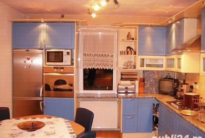 Apartament cu 3 camere decomandat în Pandurilor - 8